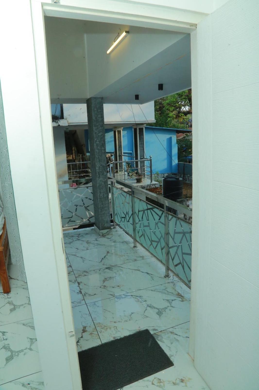 Azure Home Stay Kochi Exterior photo